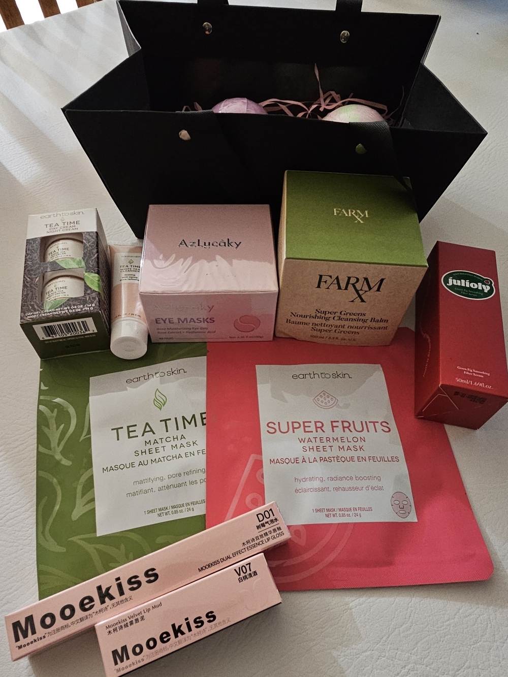 Luxury Self Care Spa Gift Set 🎁 $60+ Value Bath Bombs Skincare Face Masks Serum